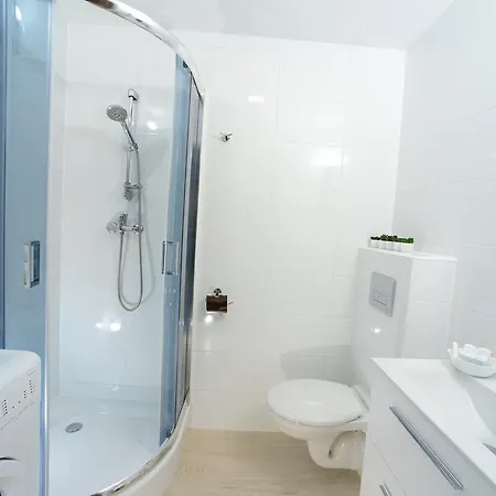 Apartament Kaliska Komfort * Колобжег